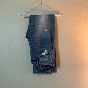 American eagle ripped jeans